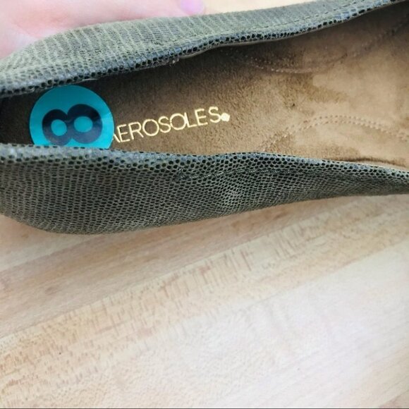 AEROSOLES animal print suede women heels size 8 /  NWOT - Picture 9 of 14